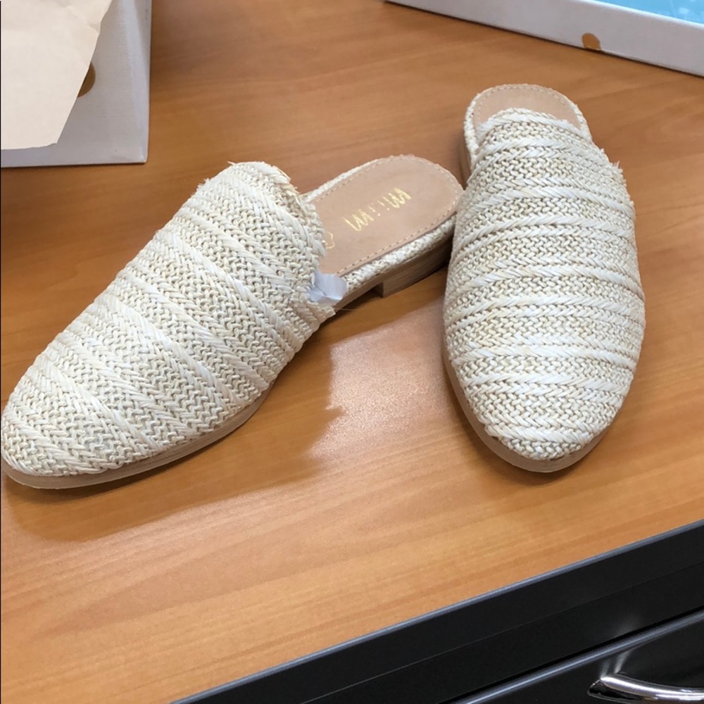 Ally Handwoven Artisan Slides